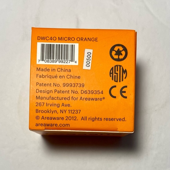 NIB Areaware Cubebot Micro (Orange) NEW IN BOX with Insert Made Of Wood/… - Picture 7 of 9